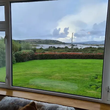 Holiday home Tigh Mhartin Glentrasna