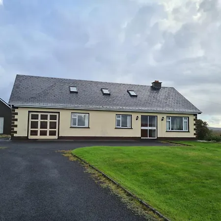 Holiday home Tigh Mhartin
